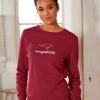 KangaROOS Sweatshirt mit Kontrastfarbenem Logodruck Marine, Rot, Weiß 2 KangaROOS Sweatshirt mit Kontrastfarbenem Logodruck Marine, Rot, Weiß -KANGAROOS Verkäufe 0fe6e243 513a 5e60 817c e6eedab69e1a