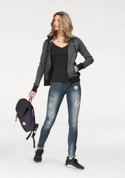 KangaROOS Cityrucksack, in schlichter Optik Grau, Beere, Blau, Schwarz 15 KangaROOS Cityrucksack, in schlichter Optik Grau, Beere, Blau, Schwarz -KANGAROOS Verkäufe 25574347