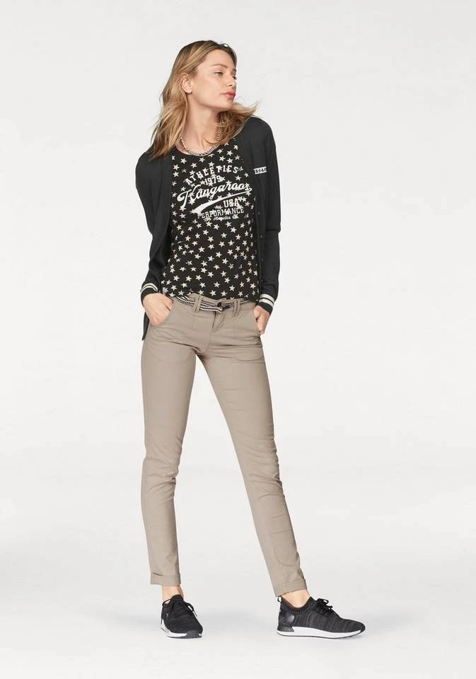 KangaROOS Chinohose (Set, 2-tlg., mit Gürtel) in schmaler Form, mit Kordel zu binden Beige, Schwarz, Weiß, Marine 16 KangaROOS Chinohose (Set, 2-tlg., mit Gürtel) in schmaler Form, mit Kordel zu binden Beige, Schwarz, Weiß, Marine – Bild 14