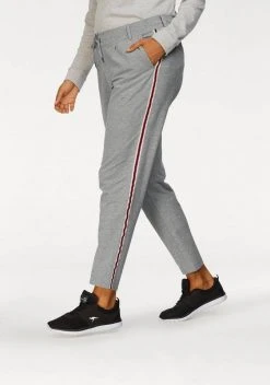 KangaROOS Jogger Pants mit seitlichem, aufgesetztem Galon-Streifen Marine, Weiß, Graublau-meliert, Schwarz 29 KangaROOS Jogger Pants mit seitlichem, aufgesetztem Galon-Streifen Marine, Weiß, Graublau-meliert, Schwarz -KANGAROOS Verkäufe 27421683
