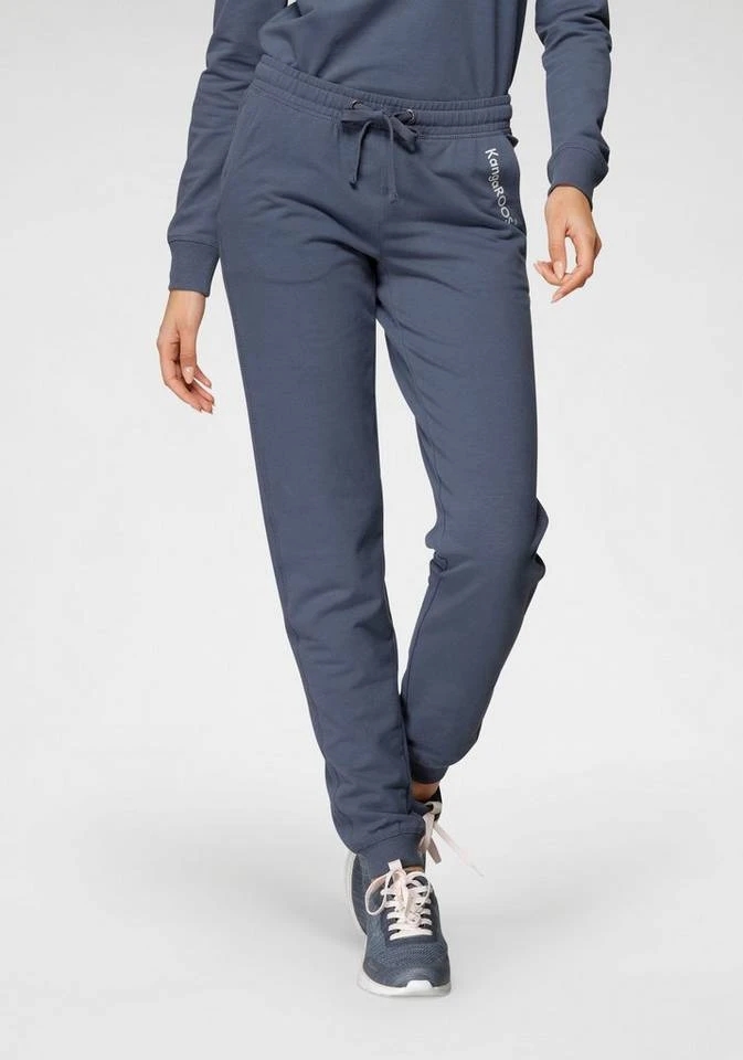 2f2e7d9b-eef6-533c-99db-7f5f7ae94ab7.jpg KangaROOS Jogger Pants mit Logo-Schriftzug an der Tasche - NEUE KOLLEKTION Schwarz, Graublau -KANGAROOS Verkäufe 2f2e7d9b eef6 533c 99db 7f5f7ae94ab7