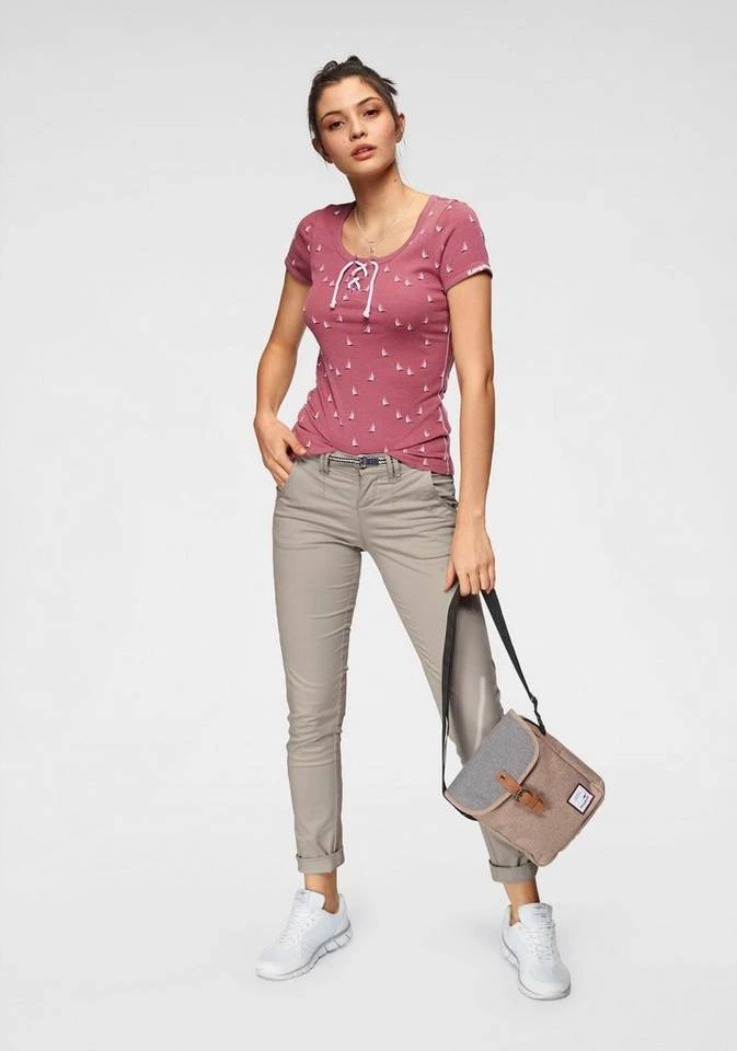 KangaROOS Chinohose (Set, 2-tlg., mit Gürtel) in schmaler Form, mit Kordel zu binden Beige, Schwarz, Weiß, Marine 13 KangaROOS Chinohose (Set, 2-tlg., mit Gürtel) in schmaler Form, mit Kordel zu binden Beige, Schwarz, Weiß, Marine – Bild 11