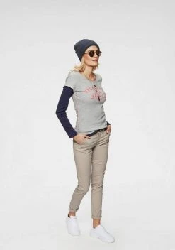 KangaROOS Chinohose (Set, 2-tlg., mit Gürtel) in schmaler Form, mit Kordel zu binden Beige, Schwarz, Weiß, Marine 107 KangaROOS Chinohose (Set, 2-tlg., mit Gürtel) in schmaler Form, mit Kordel zu binden Beige, Schwarz, Weiß, Marine -KANGAROOS Verkäufe 32476285