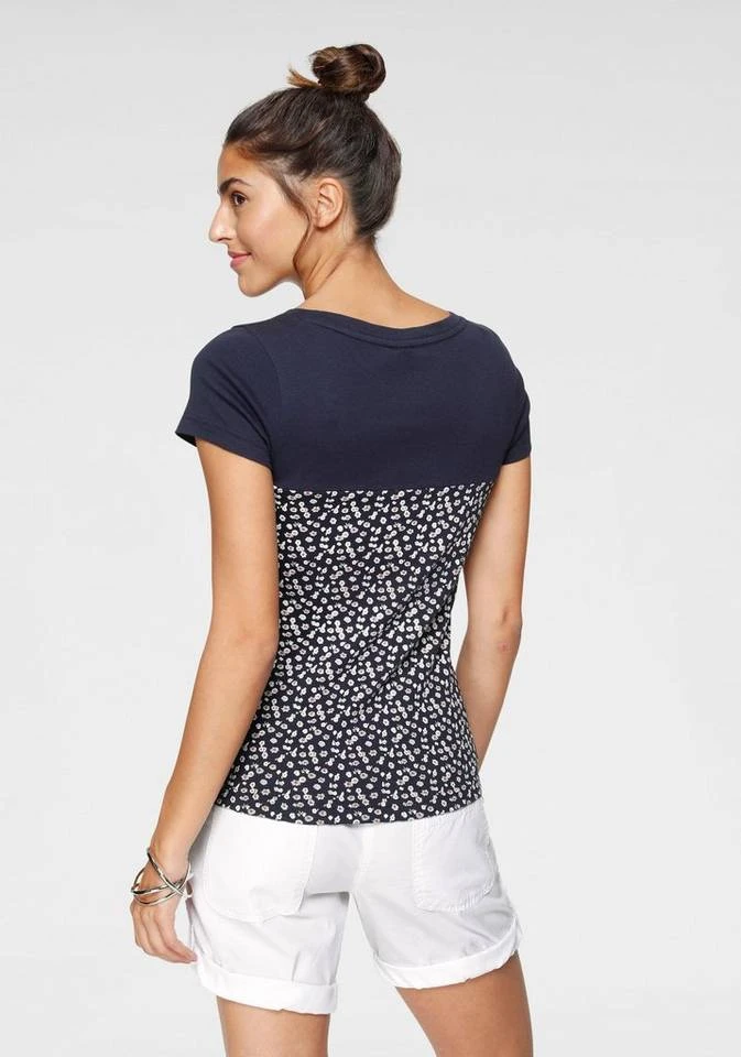 KangaROOS T-Shirt mit verschiedenen Prints Weiß-blau-gestreift, Türkis-gemustert, Blau-weiß-gestreift-geblümt, Marine-gemustert 4 KangaROOS T-Shirt mit verschiedenen Prints Weiß-blau-gestreift, Türkis-gemustert, Blau-weiß-gestreift-geblümt, Marine-gemustert – Bild 2