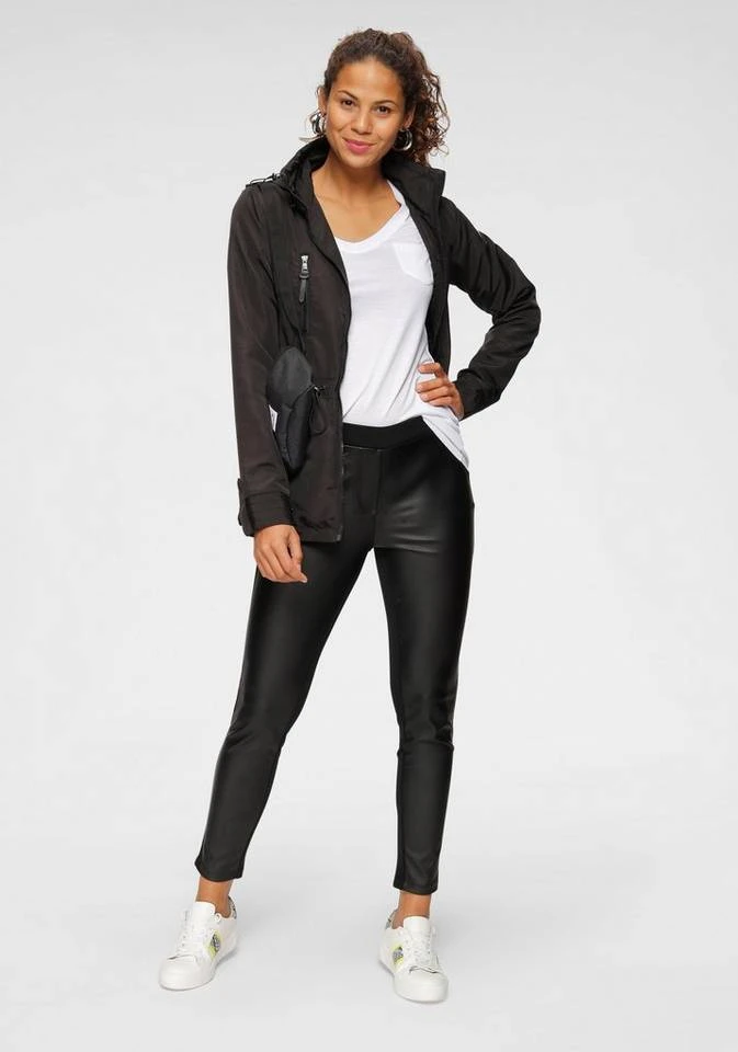 36305639.jpg KangaROOS Leggings mit leichter Lederoptik -KANGAROOS Verkäufe 36305639