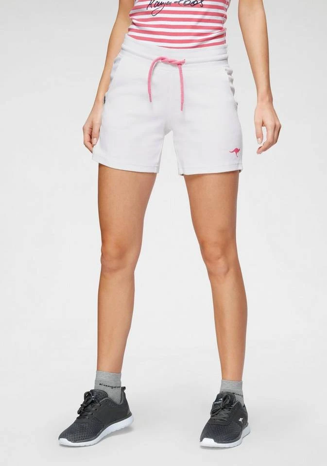 3817fc62-580d-5cd7-8e23-49f07a6651a1.jpg KangaROOS Sweatshorts mit kontrastfarbener Kordel und kleinem Label-Print Hellgrau-meliert, Himbeere, Marine, Weiß -KANGAROOS Verkäufe 3817fc62 580d 5cd7 8e23 49f07a6651a1