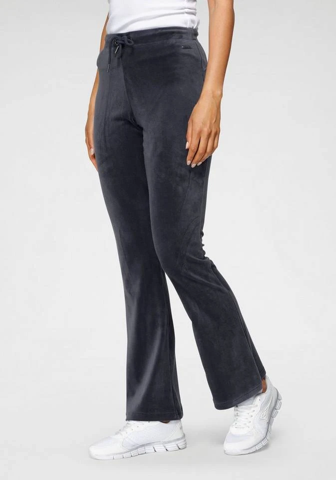 399eb146-1687-5b7a-85a7-dd1a2ee6d71f.jpg KangaROOS Jazzpants aus weichem Nicky-Samt mit collem Nieten-Logo - NEUE KOLLEKTION Schwarz, Marine -KANGAROOS Verkäufe 399eb146 1687 5b7a 85a7 dd1a2ee6d71f