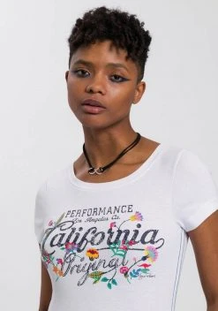 KangaROOS T-Shirt mit blumigen Logodruck im Vintage-Retro-Look - NEUE KOLLEKTION Blau-melange, Weiß 4 KangaROOS T-Shirt mit blumigen Logodruck im Vintage-Retro-Look - NEUE KOLLEKTION Blau-melange, Weiß -KANGAROOS Verkäufe 3ed6a912 a928 5897 9bd3 78c82aacaaa9