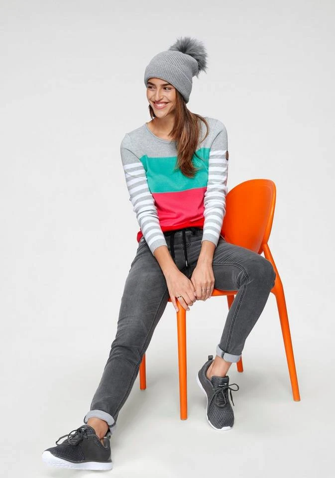 KangaROOS Rundhalspullover in modischer Streifenoptik Beere-rosa, Marine-rot-hellgrau, Hellgrau-türkis-pink, Wollweiß-rosa-dunkelgrün 6 KangaROOS Rundhalspullover in modischer Streifenoptik Beere-rosa, Marine-rot-hellgrau, Hellgrau-türkis-pink, Wollweiß-rosa-dunkelgrün – Bild 4