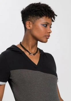 KangaROOS Sweatkleid mit Kapuze und trendigem Colorblocking - NEUE KOLLEKTION Blau-mint, Beere-rose, Schwarz-grau 11 KangaROOS Sweatkleid mit Kapuze und trendigem Colorblocking - NEUE KOLLEKTION Blau-mint, Beere-rose, Schwarz-grau -KANGAROOS Verkäufe 3fca2404 c7d9 5546 abe4 f0f79d66e461