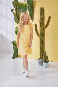 KangaROOS Skaterkleid mit kleinen Flügelärmeln -KANGAROOS Verkäufe 54ed1830 392b 552a bef7 0c1baff435c8