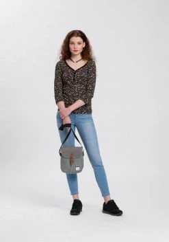 KangaROOS 3/4-Arm-Shirt mit minimalistischem Blumen allover-print - NEUE KOLLEKTION Wollweiß-bunt-geblümt, Schwarz-bunt-geblümt 12 KangaROOS 3/4-Arm-Shirt mit minimalistischem Blumen allover-print - NEUE KOLLEKTION Wollweiß-bunt-geblümt, Schwarz-bunt-geblümt -KANGAROOS Verkäufe 5de64b21 eeb5 5a63 a5e1 657e18c1dfae