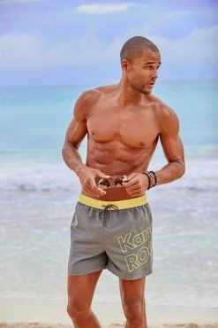 KangaROOS Badeshorts, mit großem Logoschriftzug Marine, Grün, Grau 13 KangaROOS Badeshorts, mit großem Logoschriftzug Marine, Grün, Grau -KANGAROOS Verkäufe 60e2571a 7df9 570f 97f8 855f485e7752