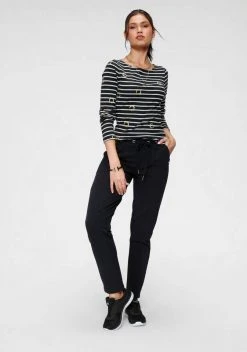 KangaROOS Jogginghose mit kleinen Bundfalten Schwarz, Marine 14 KangaROOS Jogginghose mit kleinen Bundfalten Schwarz, Marine -KANGAROOS Verkäufe 6512f32b a6ab 58f0 88a8 744e9e98e290