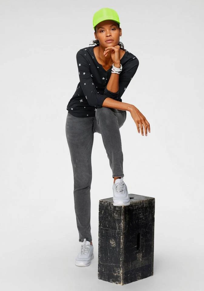 78340b20-2e4d-55d3-a404-c6a575ea14b5.jpg KangaROOS Langarmshirt mit Allover-Print -KANGAROOS Verkäufe 78340b20 2e4d 55d3 a404 c6a575ea14b5