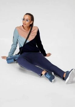 KangaROOS Sweatshirt mit asymetrischem Colour-Blocking - NEUE KOLLEKTION -KANGAROOS Verkäufe 7cfc1c66 4cda 5c5b 81e6 9361e1ae2c47