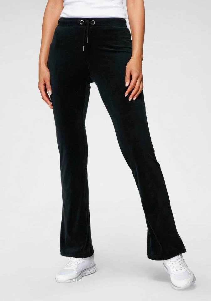 9d087217-333a-559f-8da8-7f0e2ef9b0f6.jpg KangaROOS Jazzpants aus weichem Nicky-Samt mit collem Nieten-Logo - NEUE KOLLEKTION Schwarz, Marine -KANGAROOS Verkäufe 9d087217 333a 559f 8da8 7f0e2ef9b0f6