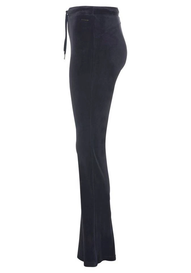 aeb134a3-47e7-5dbd-a269-ea42fdbaf54e.jpg KangaROOS Jazzpants aus weichem Nicky-Samt mit collem Nieten-Logo - NEUE KOLLEKTION Schwarz, Marine -KANGAROOS Verkäufe aeb134a3 47e7 5dbd a269 ea42fdbaf54e